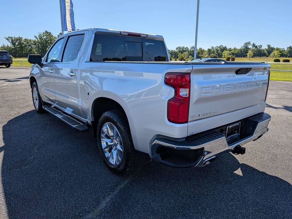 Used 2022 Silver Chevrolet LTZ image 8