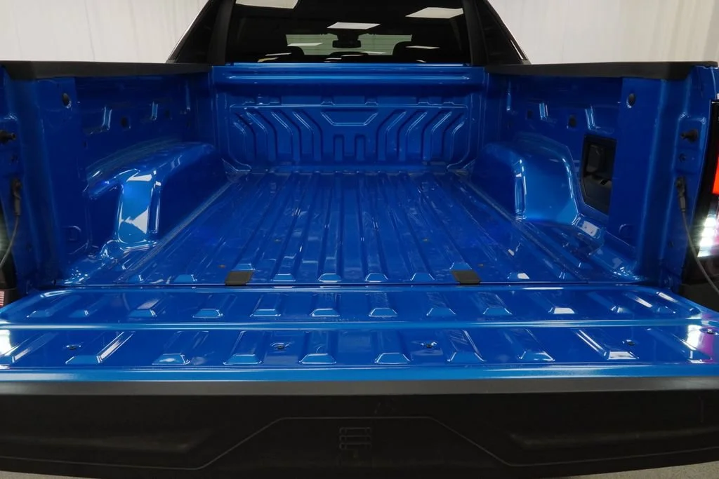 New 2026 Riptide Blue Metallic Chevrolet LT - Extended Range image 22