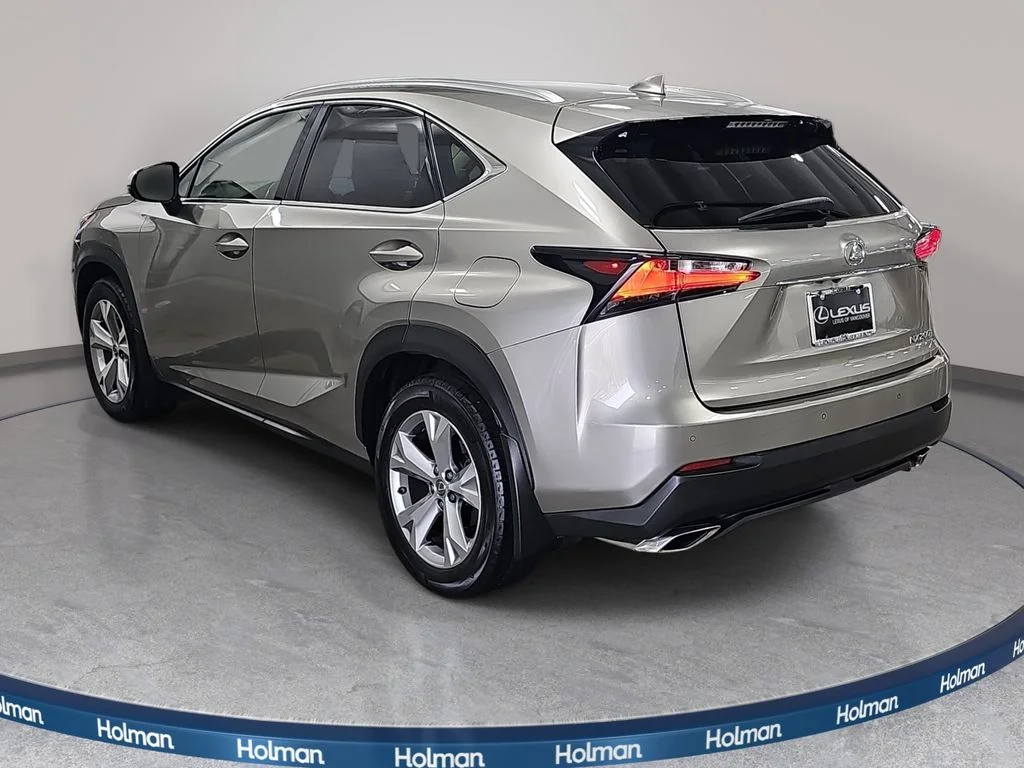 Used 2017 Silver Lexus 200t image 8