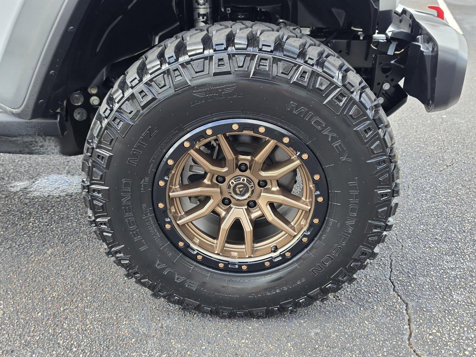 Used 2026 Bright White Clearcoat Jeep Rubicon image 37