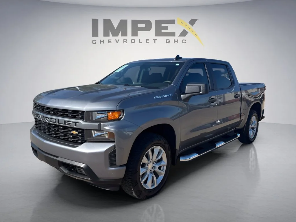Used 2021 SATIN STEEL METALLIC Chevrolet Custom image 2