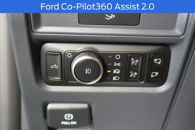 New 2026 Carbonized Gray Metallic Ford XLT image 23