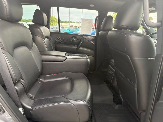 Used 2022 Gun Metallic Nissan SL image 20