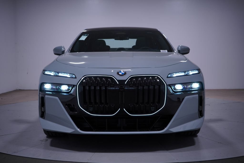 New 2026 Gray Metallic BMW 760i xDrive image 5