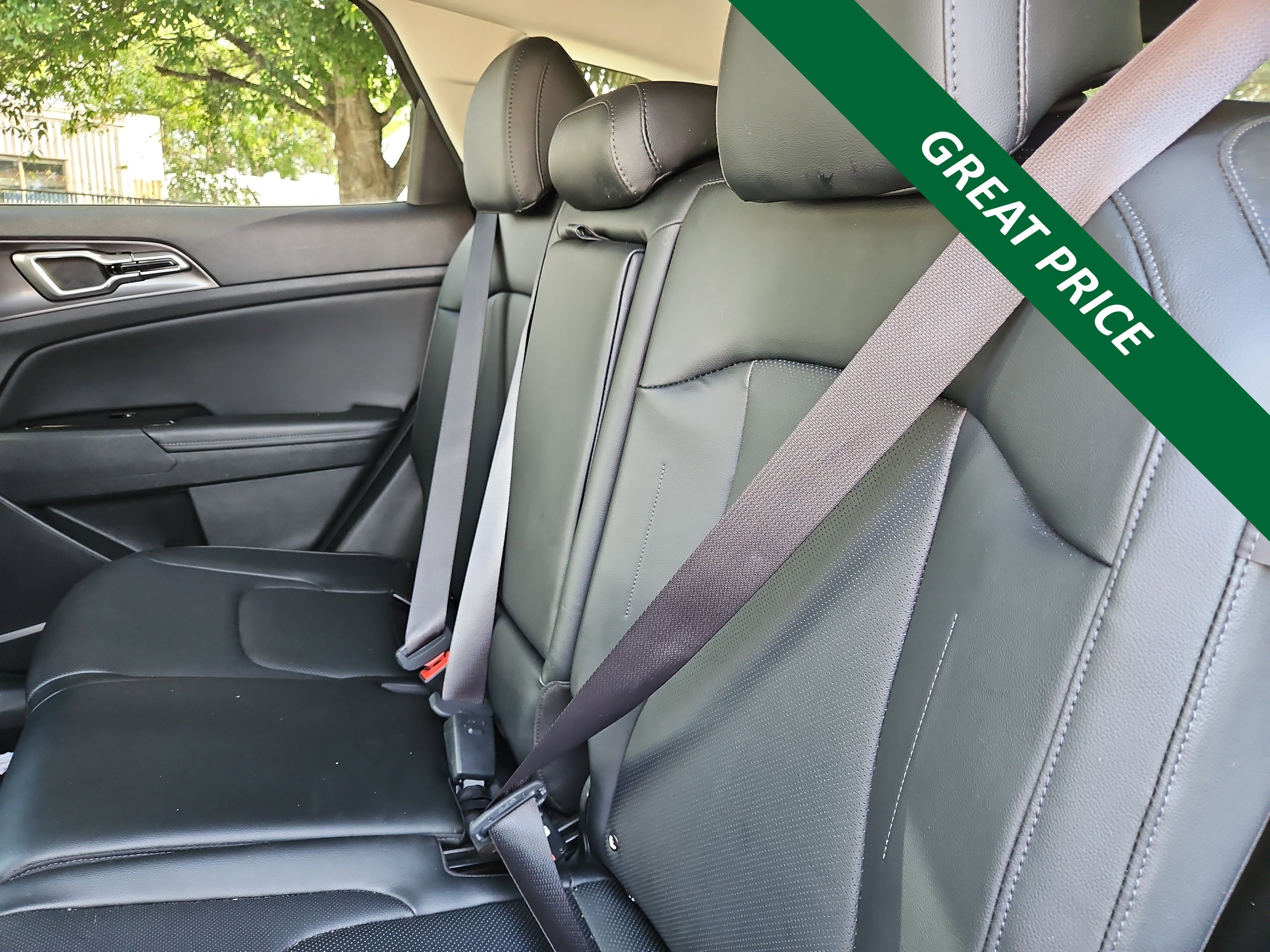 2024 Kia Sportage EX - Photo 11