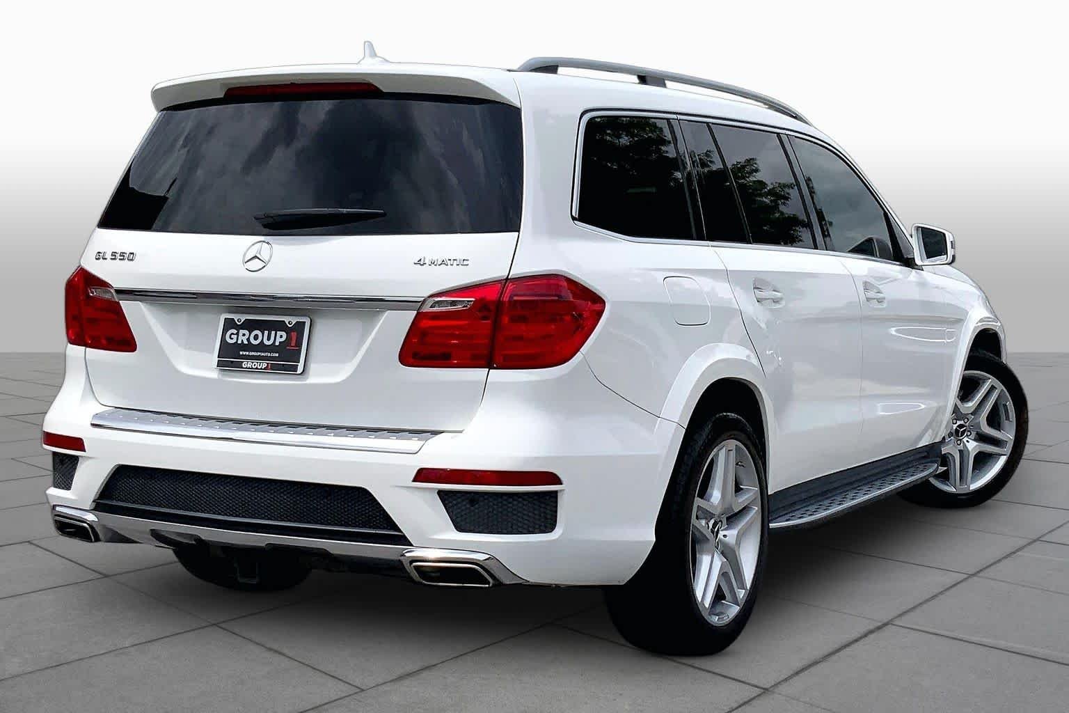 Used 2014 Polar White Mercedes-Benz GL 550 image 13