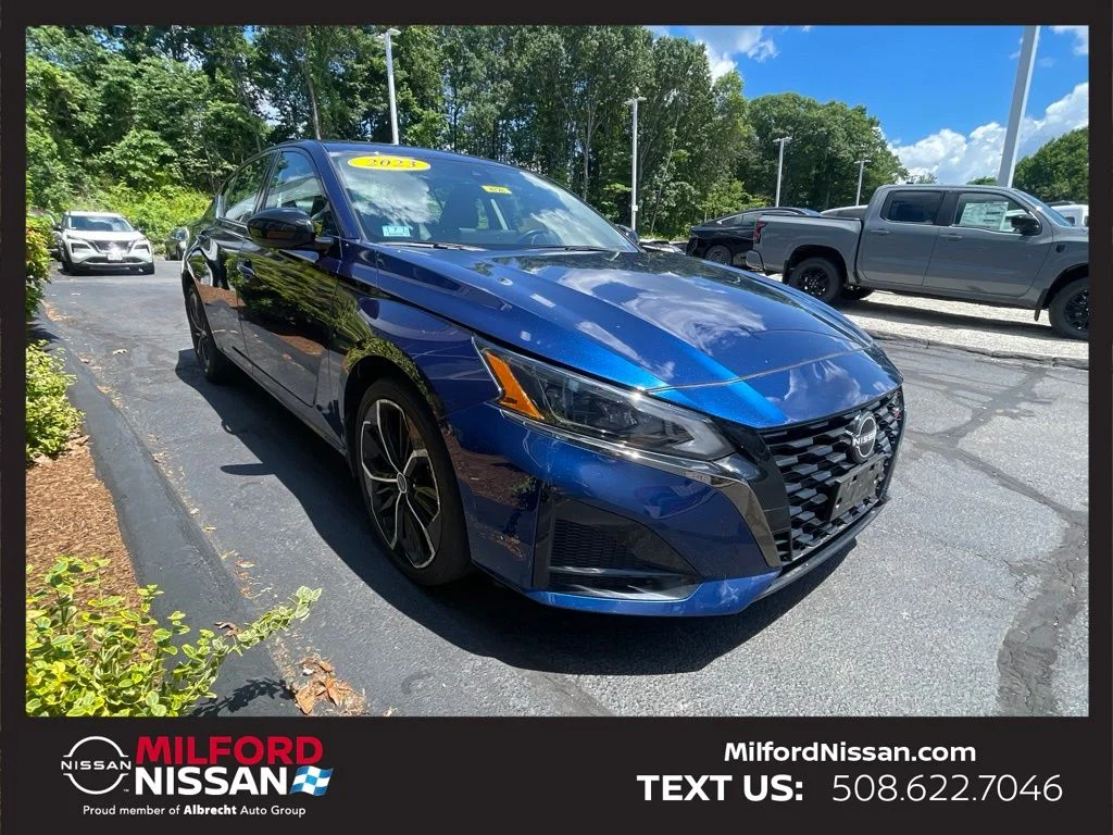 Certified Used 2023 Blue Nissan 2.5 SR image 8