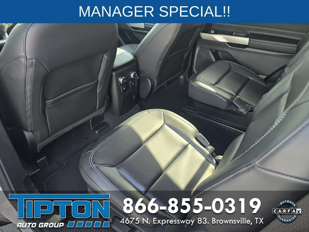 Used 2022 White Ford XLT image 13