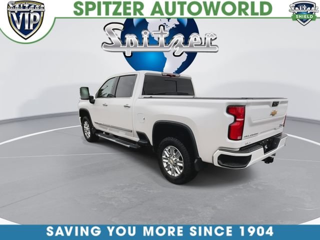 Used 2024 Beige Chevrolet High Country image 6