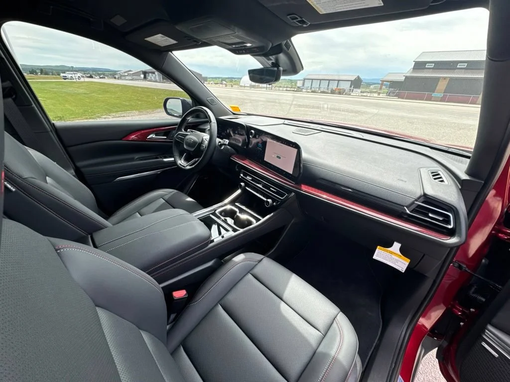 2026 Chevrolet Traverse Z71 - Photo 9