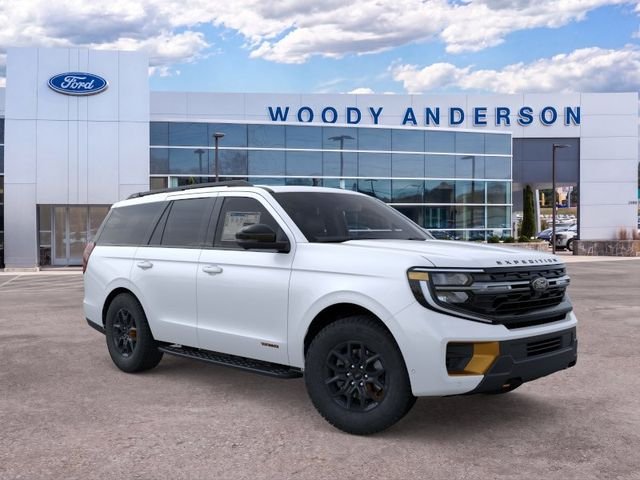 New 2026 Star White Metallic Tri-Coat Ford Tremor image 7