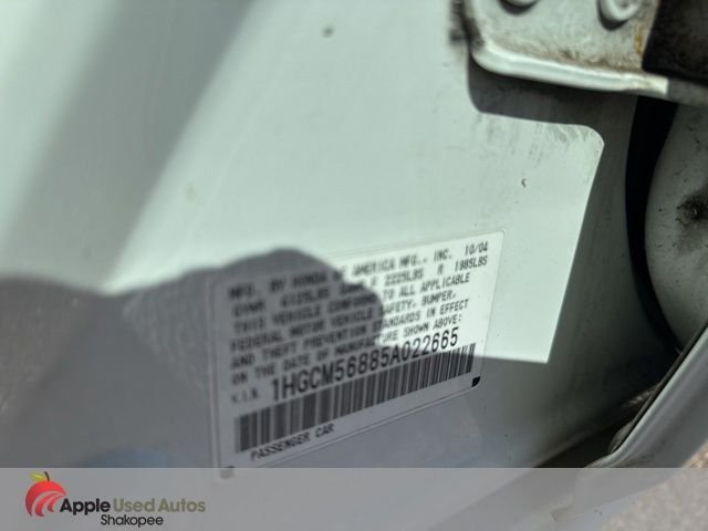Used 2005 White Honda EX-L image 12