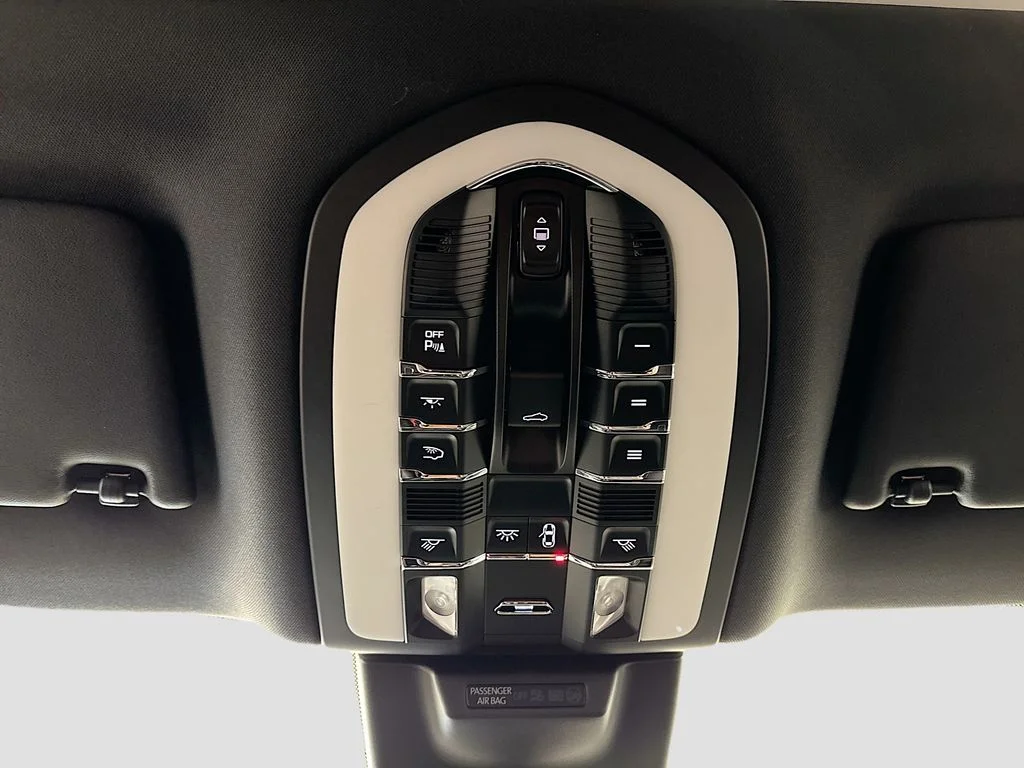 2022 Porsche Macan GTS - Photo 28