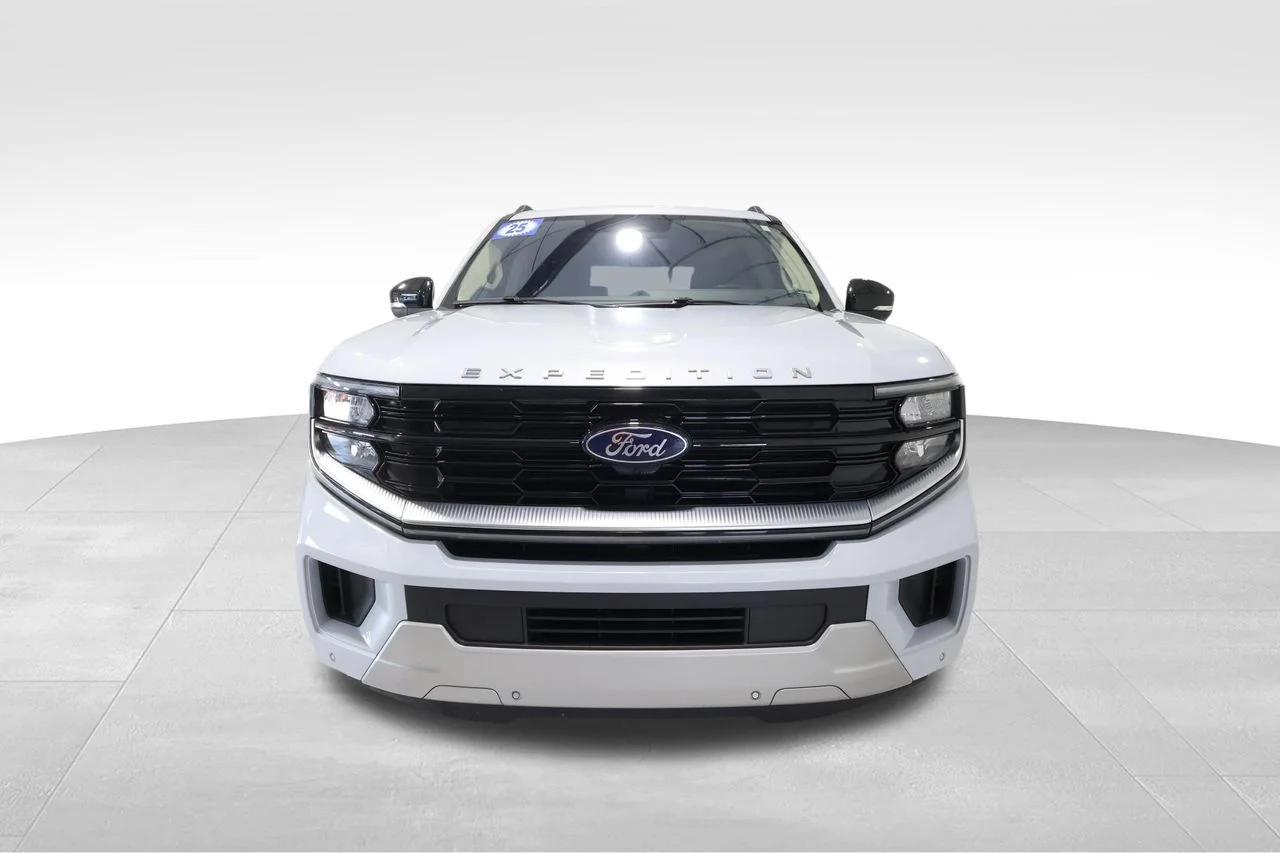 Used 2025 Silver Ford Platinum image 7