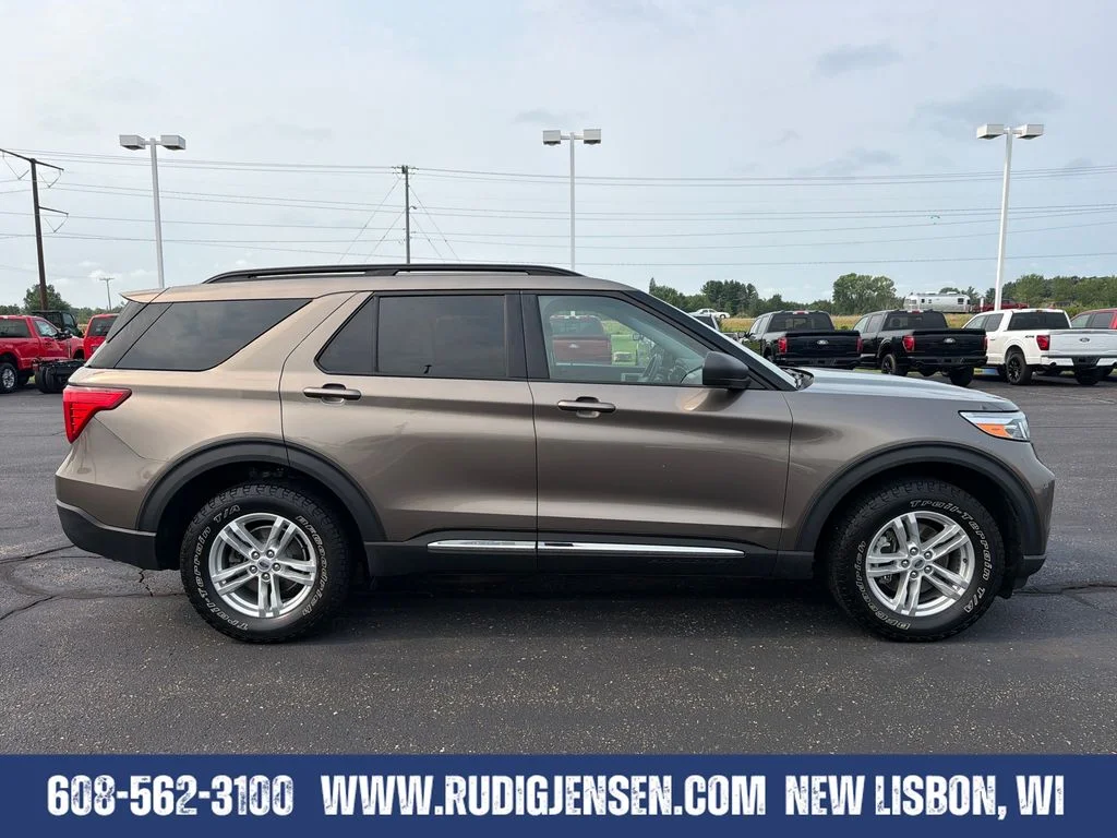 Used 2021 Gray Ford XLT image 6
