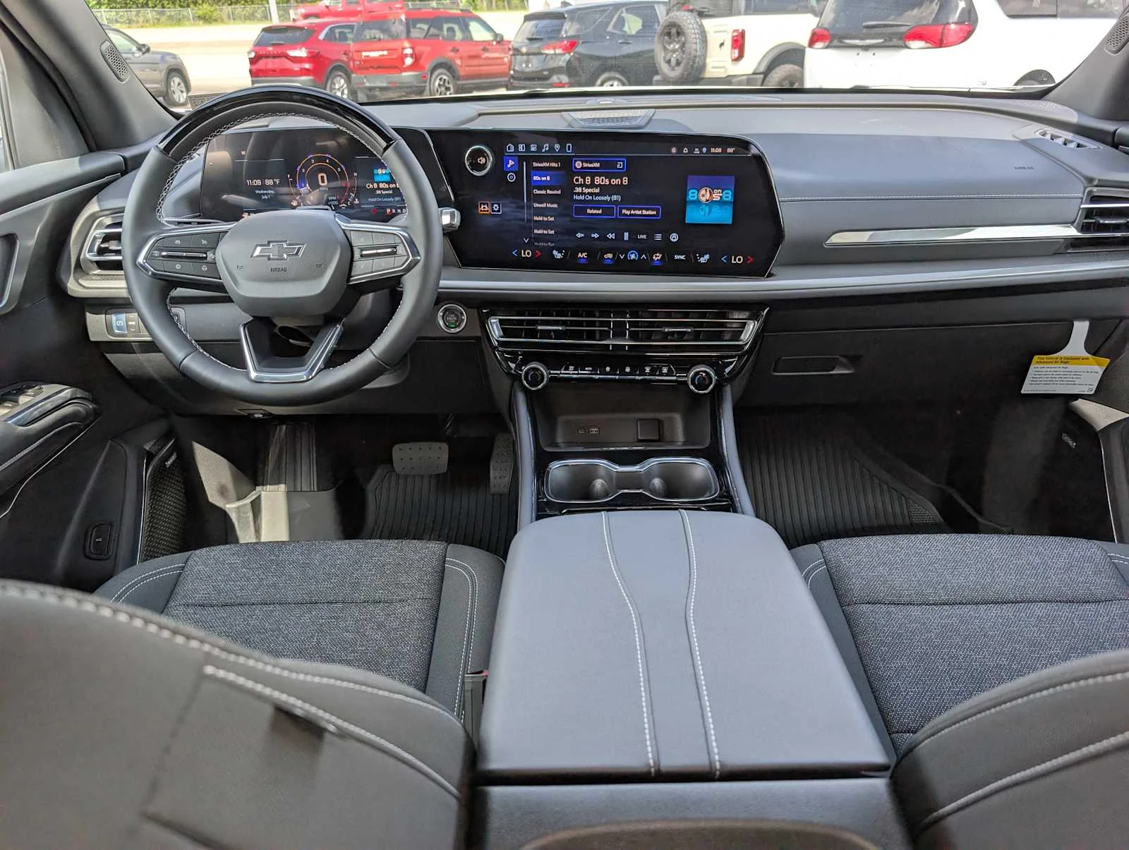 2026 Chevrolet Traverse LT - Photo 12