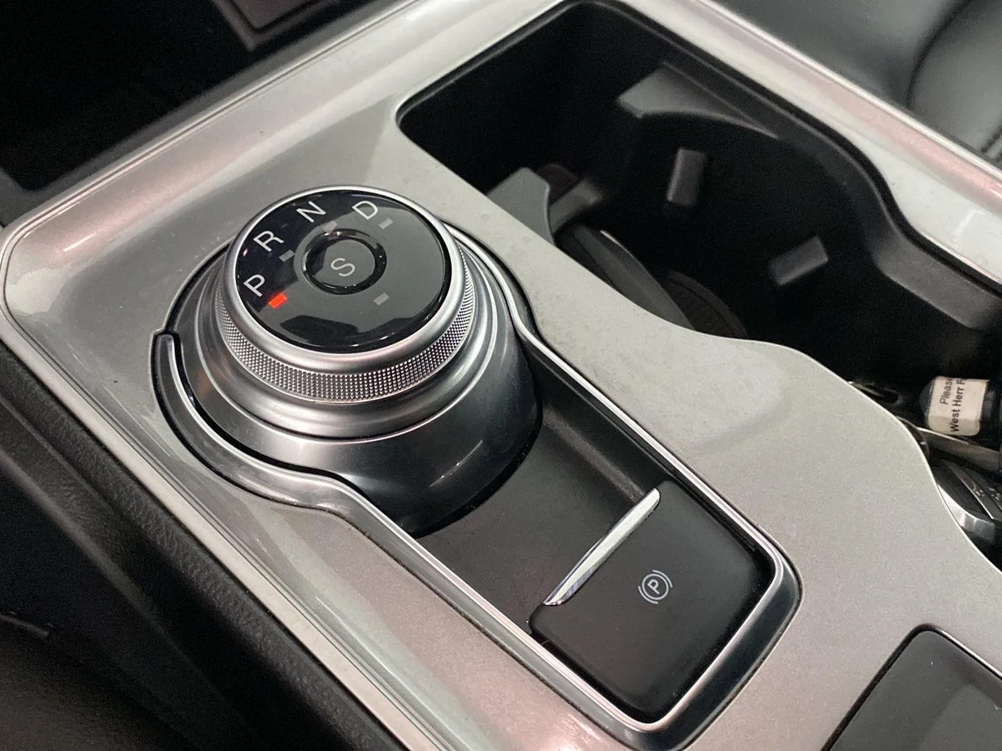 Used 2024 Carbonized Gray Ford SEL image 6