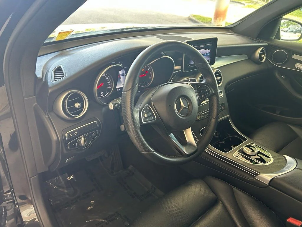 Used 2018 Black Mercedes-Benz GLC 300 image 6
