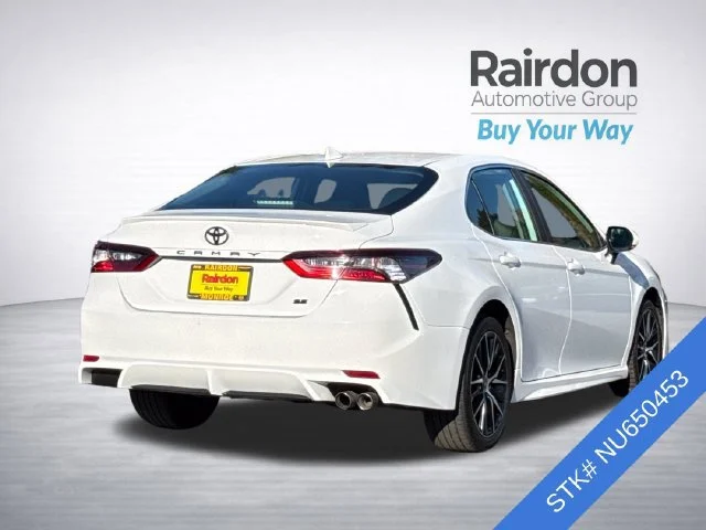 Used 2022 White Toyota SE image 4