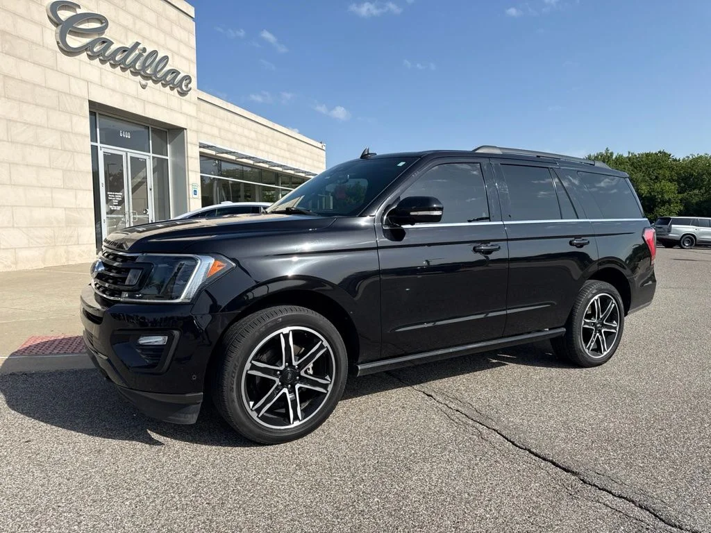 Used 2021 Black Ford Limited image 1