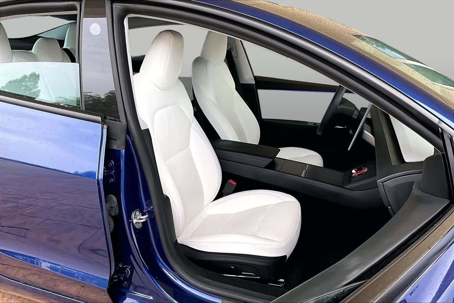 Used 2025 Solid Black Tesla Long Range image 7