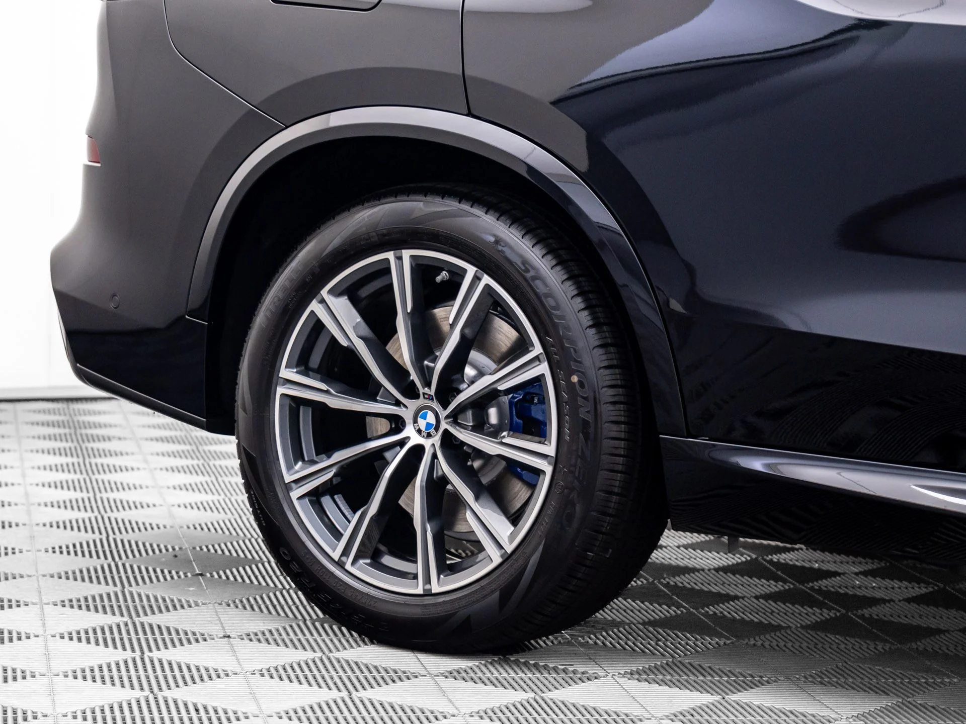 New 2026 Black BMW xDrive50e image 33