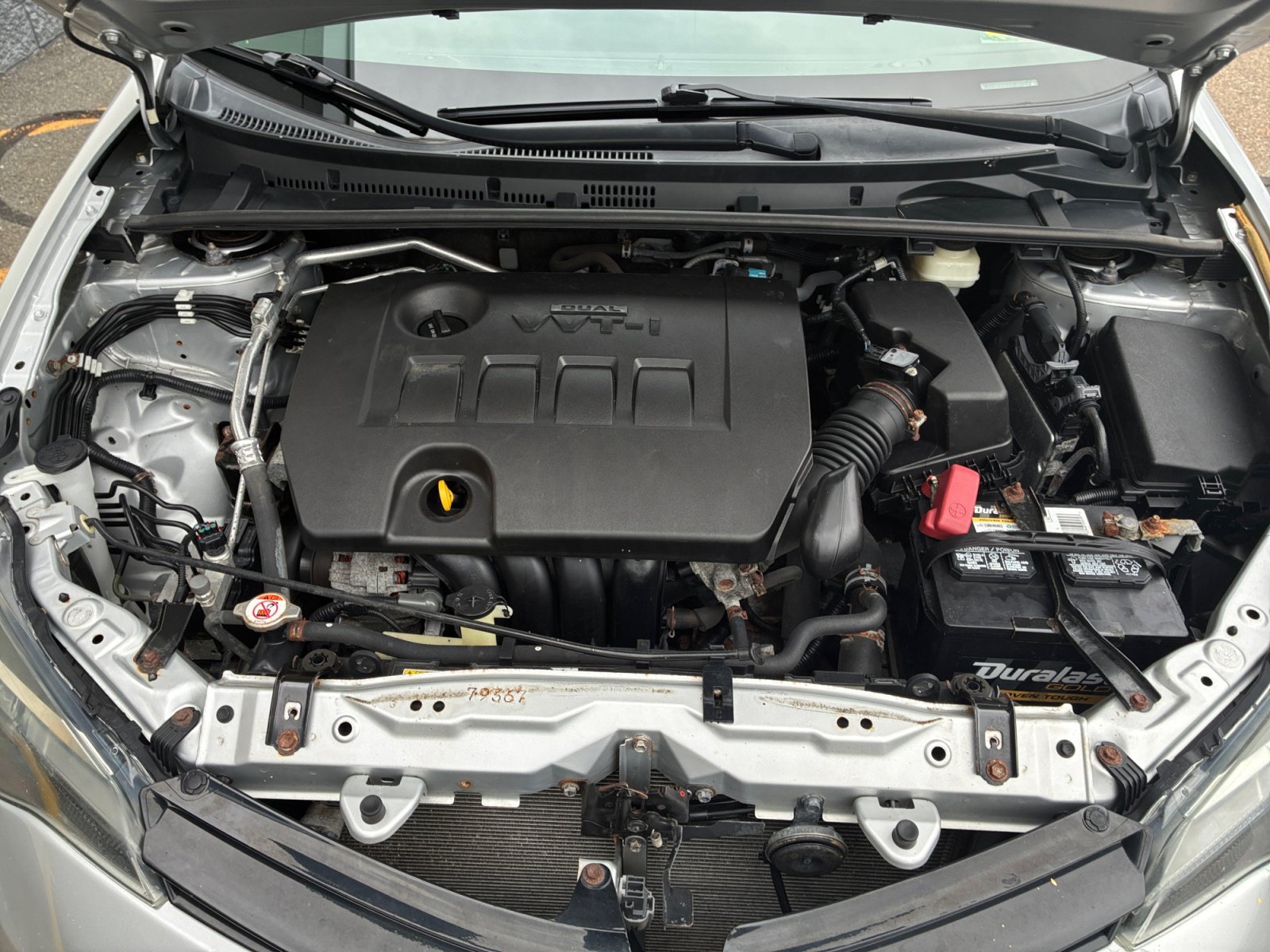 Used 2018 Classic Silver Metallic Toyota LE image 6