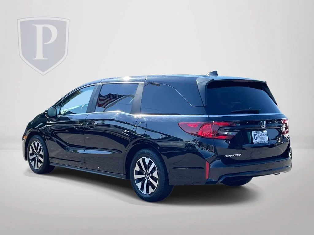 Used 2025  Honda EX-L image 6