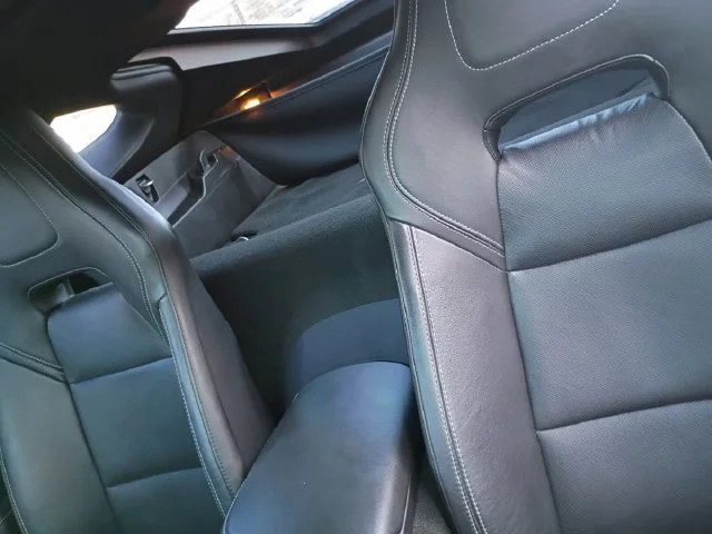 Used 2019 White Chevrolet Stingray image 5