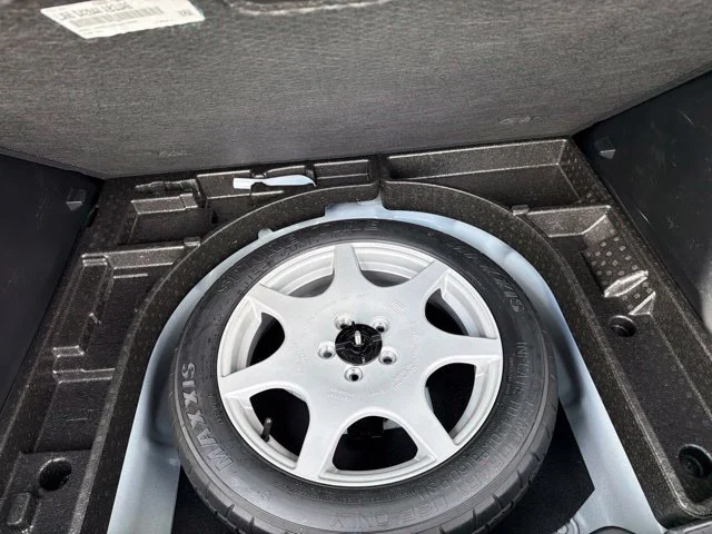 Used 2020 White Ford SE image 10