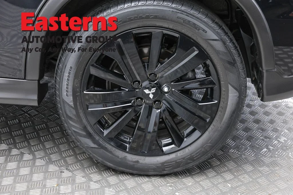 Used 2023 Black Mitsubishi 2.0 LE image 8