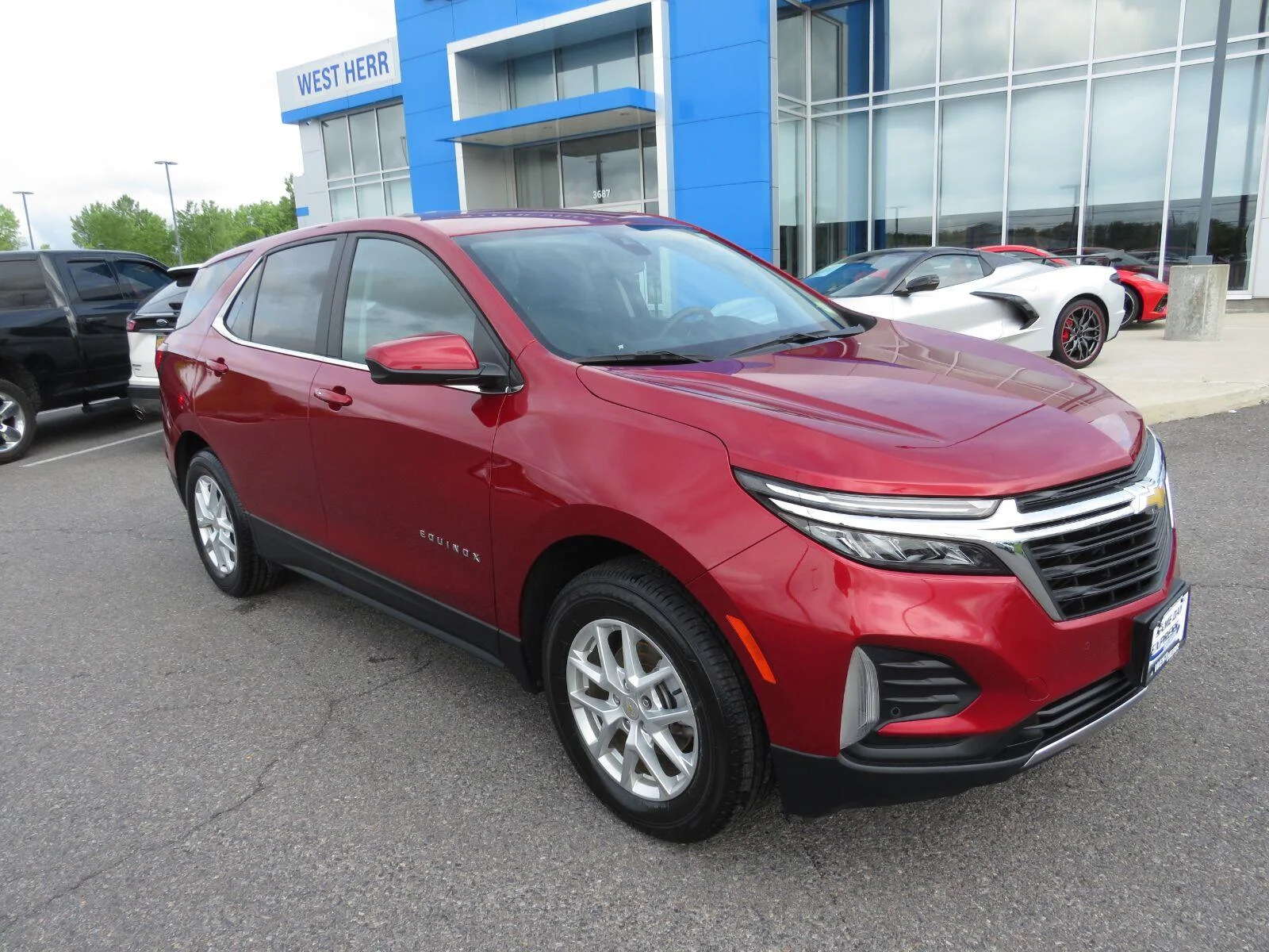 Used 2023 Radiant Red Tintcoat Chevrolet LT image 6