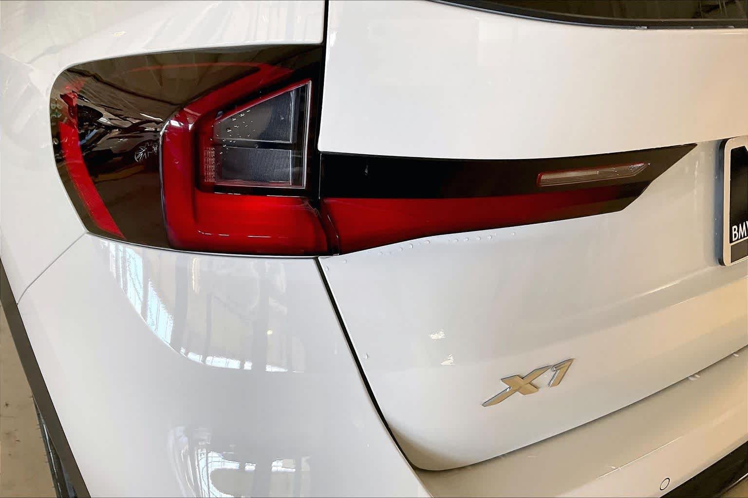 New 2026 Alpine White BMW xDrive28i image 14