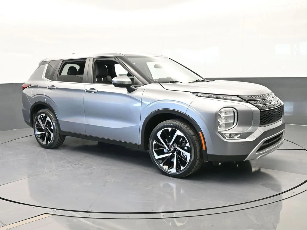 2022 Mitsubishi Outlander SE - Photo 8
