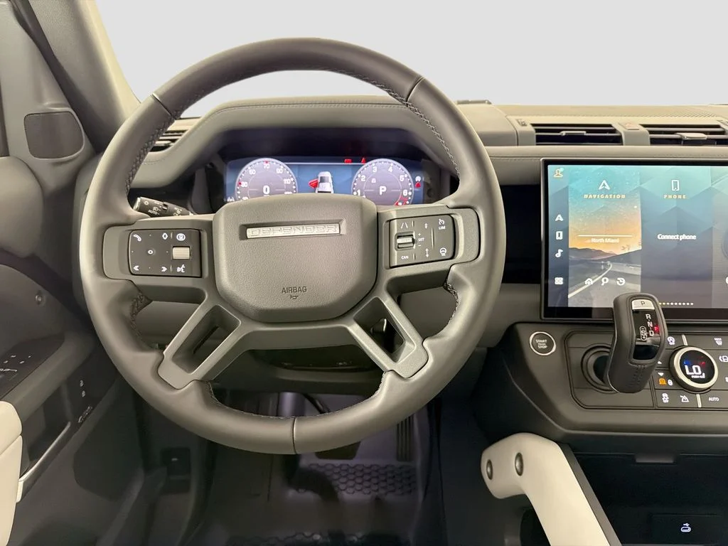 New 2026 Carpathian Grey Land Rover X-Dynamic SE image 24