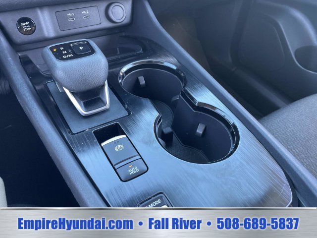 2025 Nissan Rogue SV - Photo 24