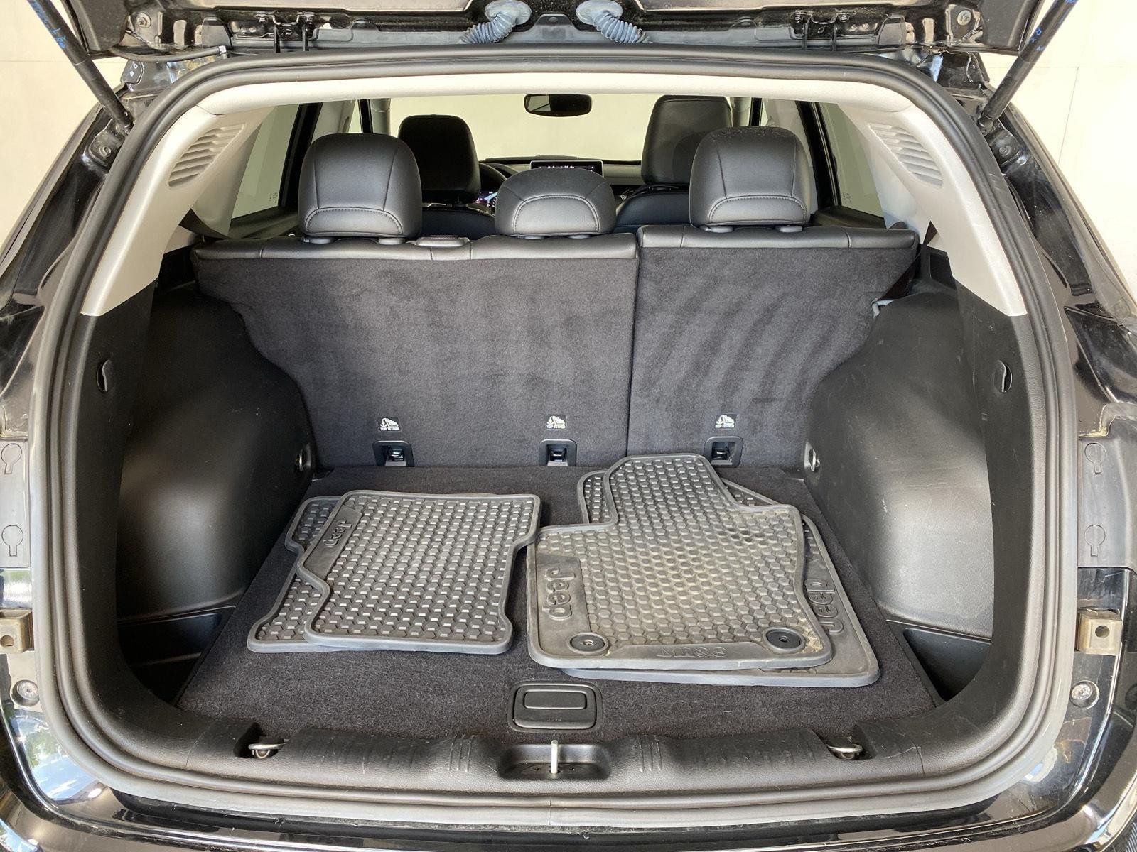 Used 2022 Diamond Black Crystal Pearlcoa Jeep Trailhawk image 7