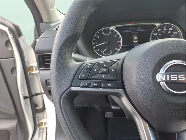 Used 2025 White Nissan SV image 23