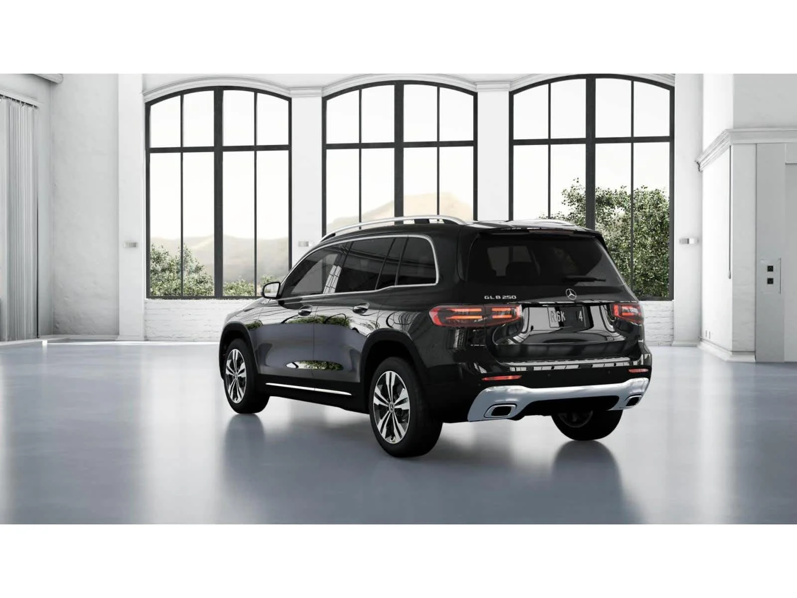 Used 2025 Night Black Mercedes-Benz GLB 250 image 27