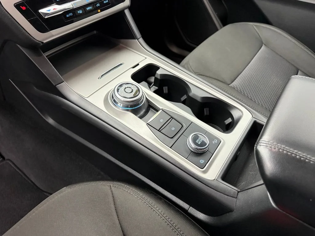 Used 2023 Gray Ford XLT image 29