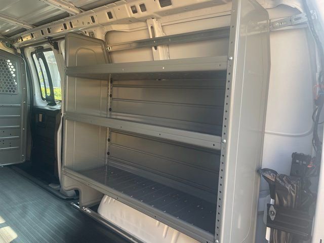 2025 Chevrolet Express Cargo Work Van - Photo 6