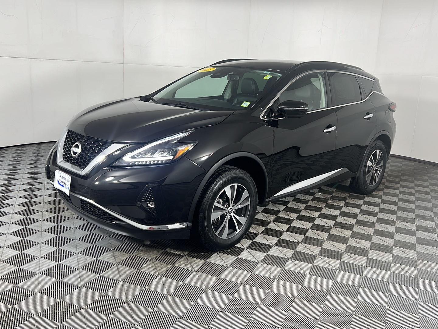 Used 2023 Super Black Nissan SV image 13