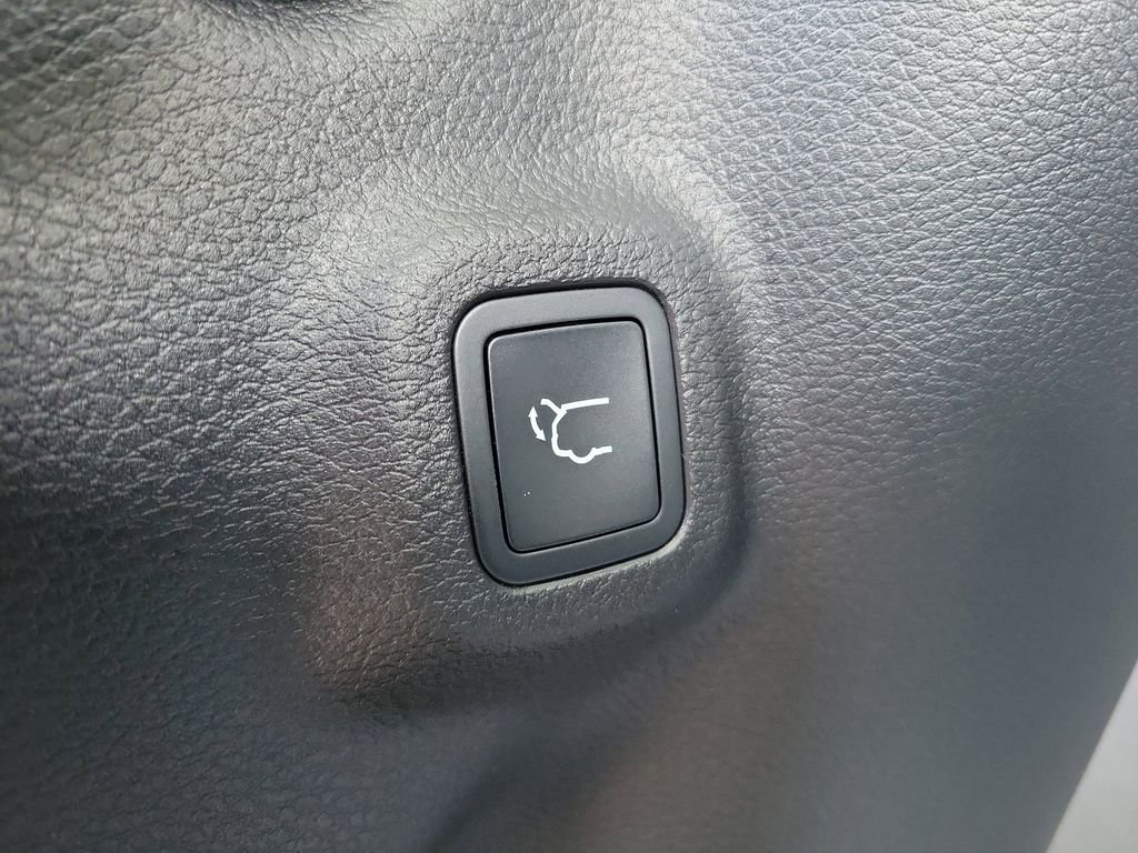 New 2026 Joose (DISC) Jeep Latitude image 9