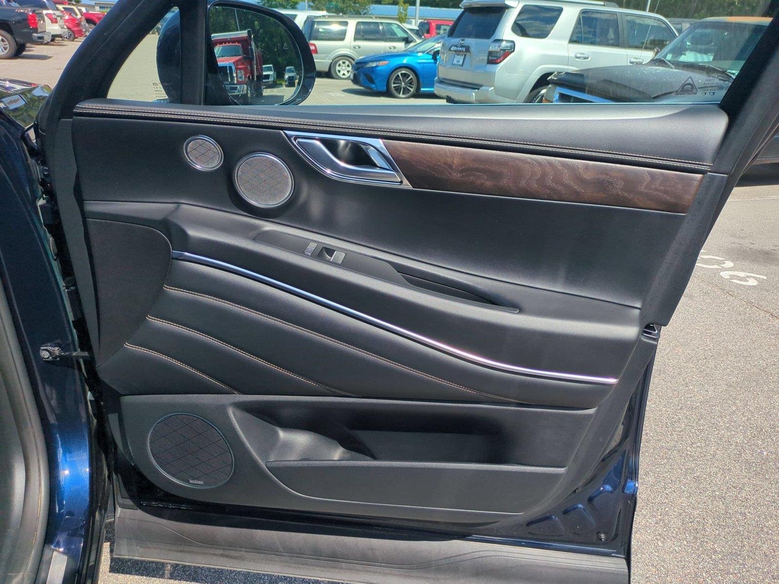 Used 2024 Capri Blue Genesis  image 38