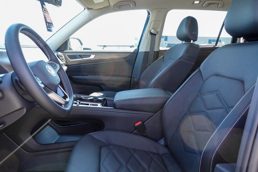 2026 Volkswagen Atlas SE w/Tech - Photo 13