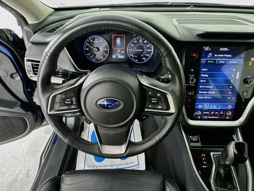 Used 2020 Abyss Blue Pearl Subaru Limited image 12