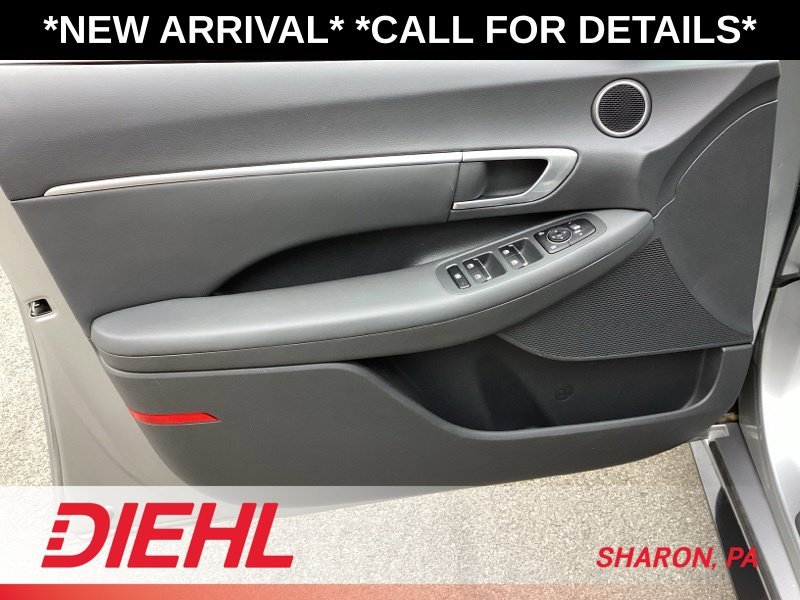 Used 2021 Silver Hyundai SEL image 22