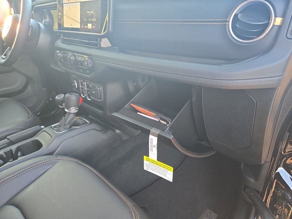 New 2025 Black Jeep Sport S image 20