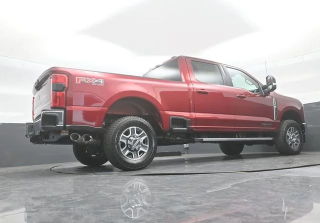 New 2026 Ruby Red Metallic Tinted Clearcoat Ford F-250® Lariat® image 24
