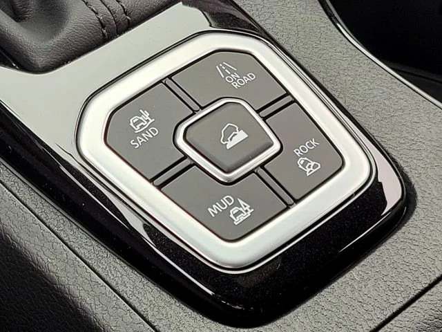 2026 Nissan Frontier SV - Photo 21